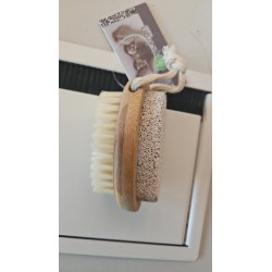 Brosse rosse bois pour...